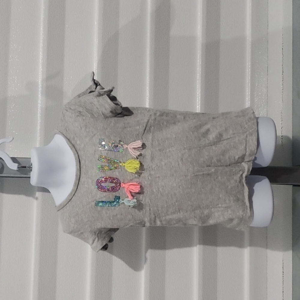 Girls t shirt size 6/6X‎ Carters brand